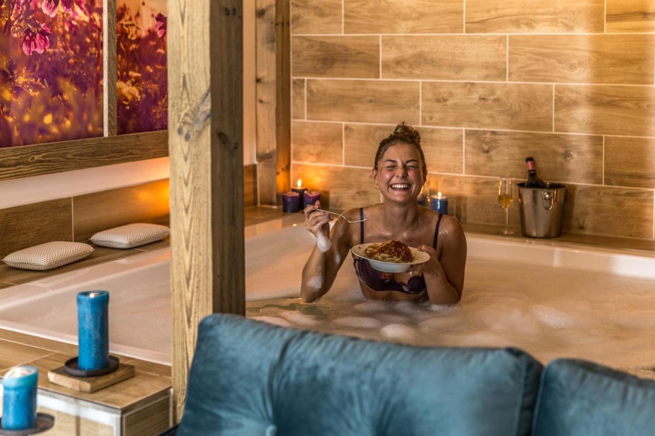 באד גריסבאך Das Aunhamer Suite & Spa Hotel (Adults Only) מראה חיצוני תמונה